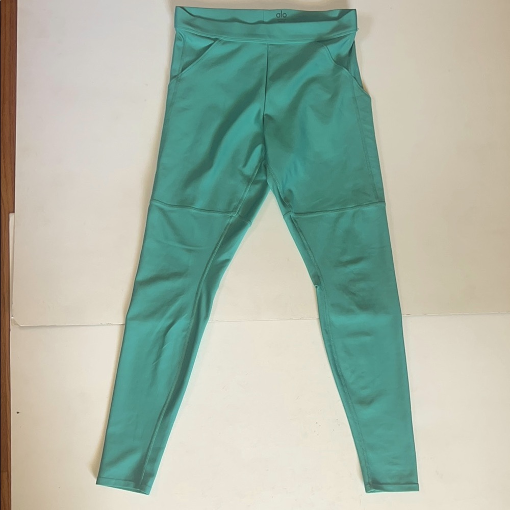 Alo High-Waist Airlift 4 Pocket Utility Legging